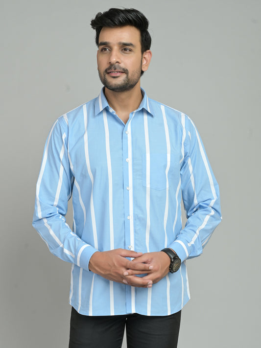 Men Regular Fit Striped Spread Collar Casual Shirt