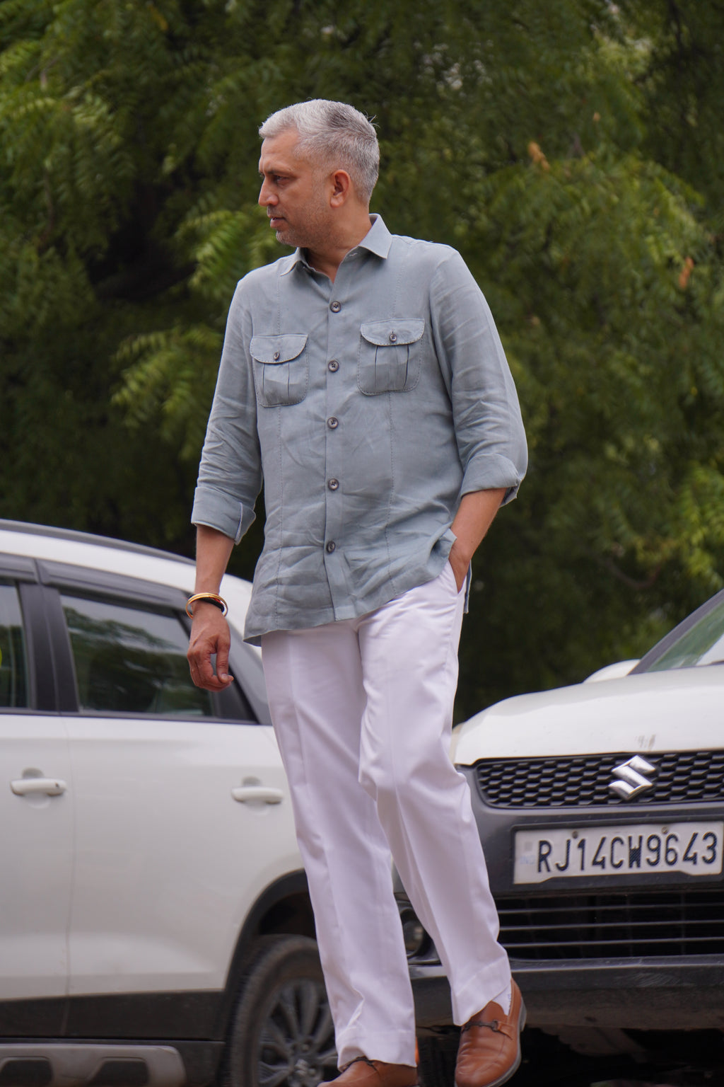 ROYYD Linen Hunting Shirt with Cotton Trousers